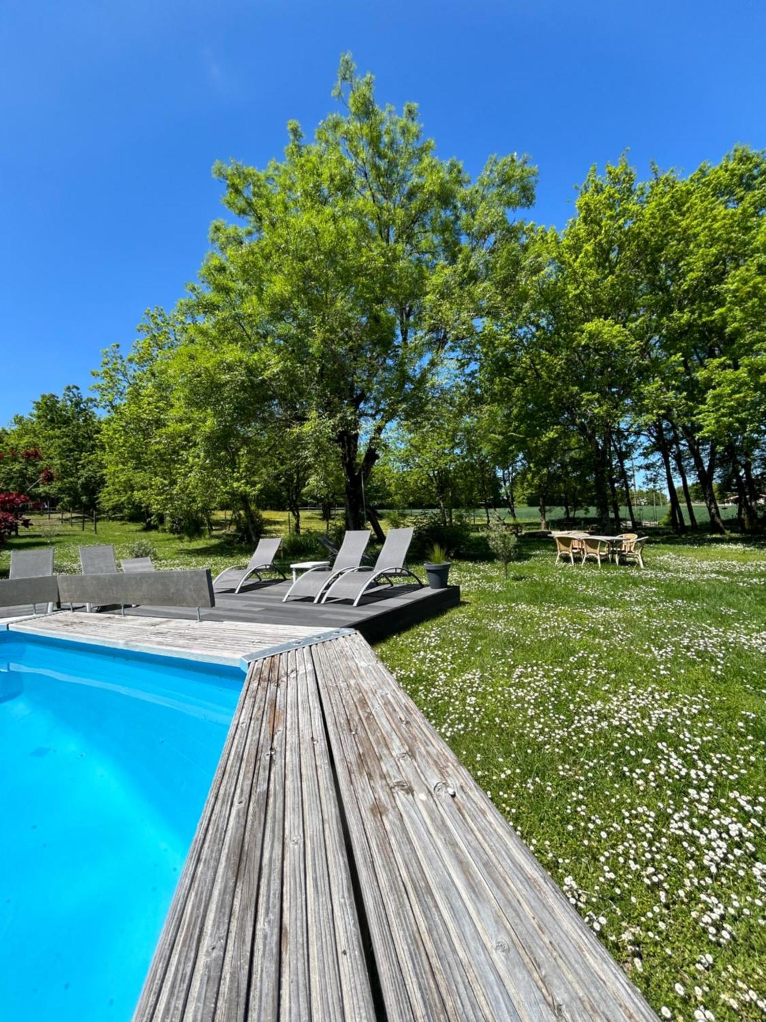 Les Fontanelles Du Quercy Blanc Villa Montcuq Exteriör bild